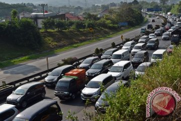 Arus mudik balik jalur selatan Jawa Tengah mulai berkurang