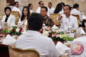 Presiden Jokowi bahas konten bersama pegiat medsos