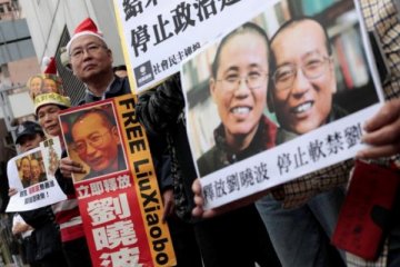 Abu jasad peraih Hadiah Nobel China dilarung di laut