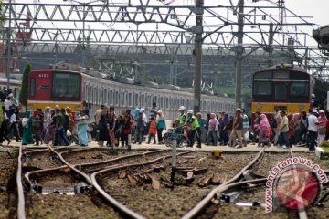 Gangguan wesel Stasiun Jakarta Kota selesai ditangani