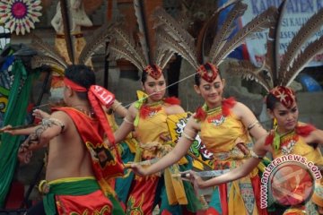 Fordayak Kalteng gelar rekor MURI 1.000 Lawung