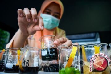 UE pertimbangkan larangan senyawa abadi PFAS, dorong cari alternatif