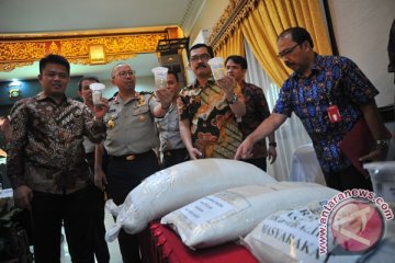 Satgas Pangan temukan beras oplosan di Bintuni