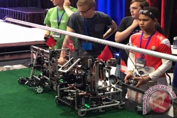 "WowWi" robot buatan siswa madrasah yang juara di Amerika Serikat
