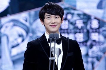 Im Siwan dan Hong Jong-hyun belajar tunggangi kuda kali pertama