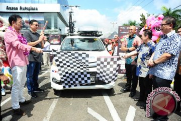Toyota Kijang dan Veloz touring tiga negara