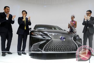 Sedan Mewah Lexus 