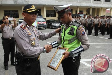 Kapolresta Pekanbaru jadi korban demo ricuh