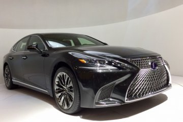 Lexus LS 500 lahir di GIIAS 2017, perdana di Asia