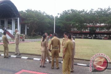 Persiapan Upacara Hari Kemerdekaan