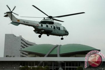 Panser dan helikopter disiagakan di kompleks MPR-DPR