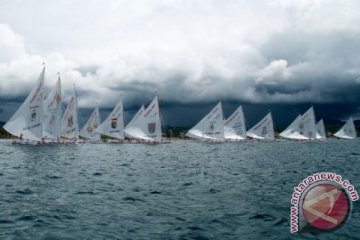 LOMBA PERAHU SANDEQ RACE