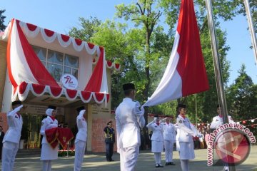 Warga Yunani dapat penghargaan pada HUT RI