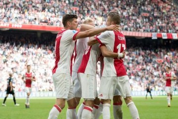 Ajax bekap Groningen 3-1
