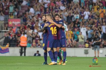 Barcelona tundukkan Betis dua gol tanpa balas