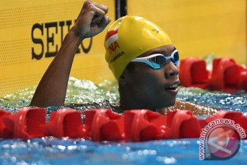 Fadlan pertajam rekornas 800 meter gaya bebas