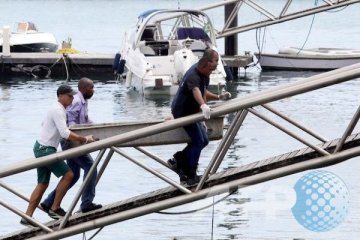 Kapal feri Brazil terbalik, 22 tewas