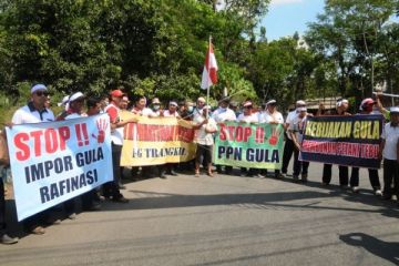 UNJUK RASA PETANI TEBU