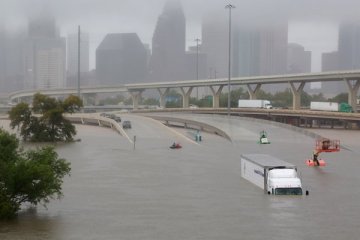 Badai Irma dan Badai Harvey membuat AS rugi Rp3.817 triliun