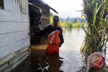 Danrem Merauke bantah 5.420 warga Waan kelaparan pascabanjir rob