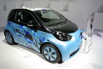 Toyota akan buat mobil listrik di pabrik China