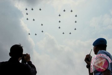 F-16 Fighting Falcon Indonesia-Singapura selesaikan formasi RISing 50