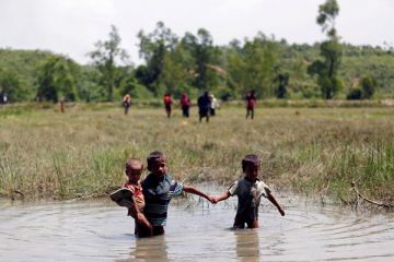 Hampir 90.000 Rohingya telah melarikan diri dari Myanmar