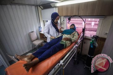 Kereta kesehatan Rail Clinic layani warga Cirebon
