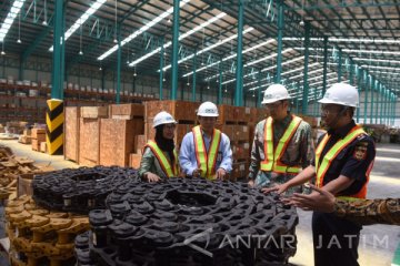 Pusat Logistik Berikat berkontribusi turunkan biaya logistik