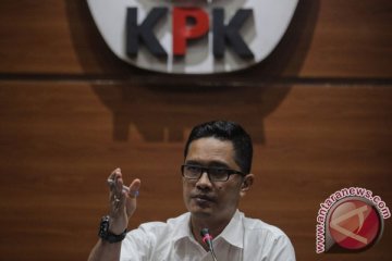 Bupati Subang Imas Aryumningsih ditahan KPK