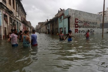 Badai Irma tewaskan 10 orang di Kuba