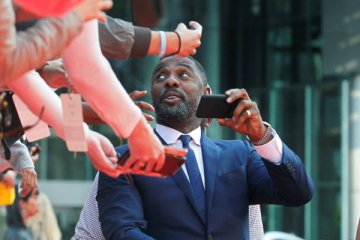 Cuitan ala James Bond, Idris Elba gantikan Daniel Craig?