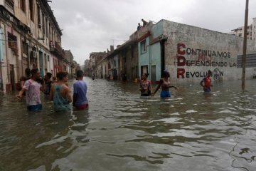 14 ditangkap di Kuba karena menjarah selama Irma menerjang