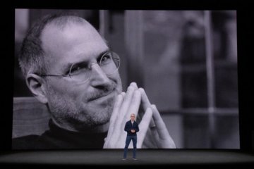 10 tahun iPhone, Tim Cook kenang Steve Jobs