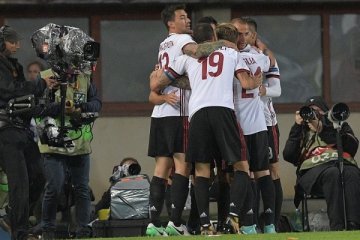AC Milan pecundangi Austria Vienna 5-1, Andre Silva hattrick