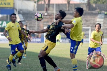 Persegres tolak strategi parkir bus lawan PSM