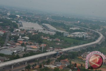 LRT Palembang diujicobakan tengah bulan ini