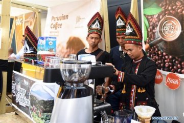 150 barista kedai kopi di Bekasi berkompetisi di Festival Kopi Internasional SMB