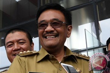 Djarot akui penataan trotoar butuh waktu lama