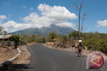 Aktivitas gempa Gunung Agung semakin meningkat