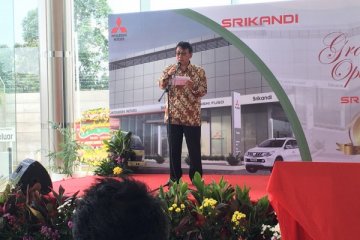 Diler baru Fuso hadir di Cikokol