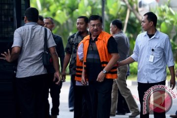 Ketua DPRD Banjarmasin Iwan Rusmali resmi diberhentikan