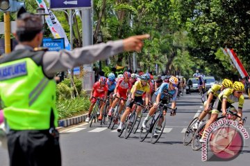 Jamal incar podium puncak Tour de Singkarak etape dua