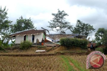 BPBD Cianjur terus lakukan pendataan dampak pengerakan tanah