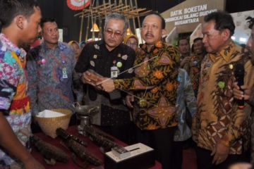 PEKAN BATIK PEKALONGAN