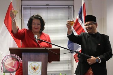 Resepsi diplomatik HUT RI dan TNI di London