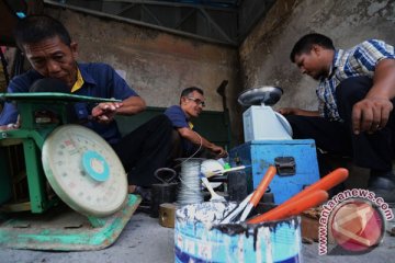 Pemkot Medan tarik timbangan plastik