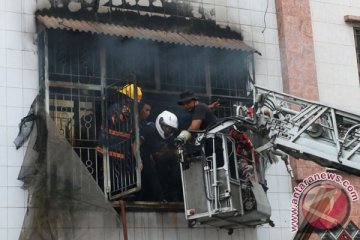 Kebakaran landa ruko tiga lantai di Medan, satu tewas