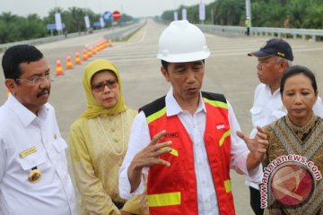 Jalan tol Tanjung Morawa-Parbarakan Sumut  bisa untuk mudik