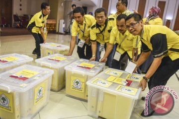 Di Padang, berkas pendaftaran 10 parpol lengkap, Perindo belum